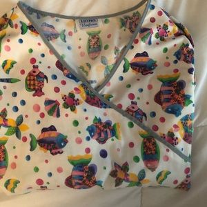 Scrub Top Fishes XL